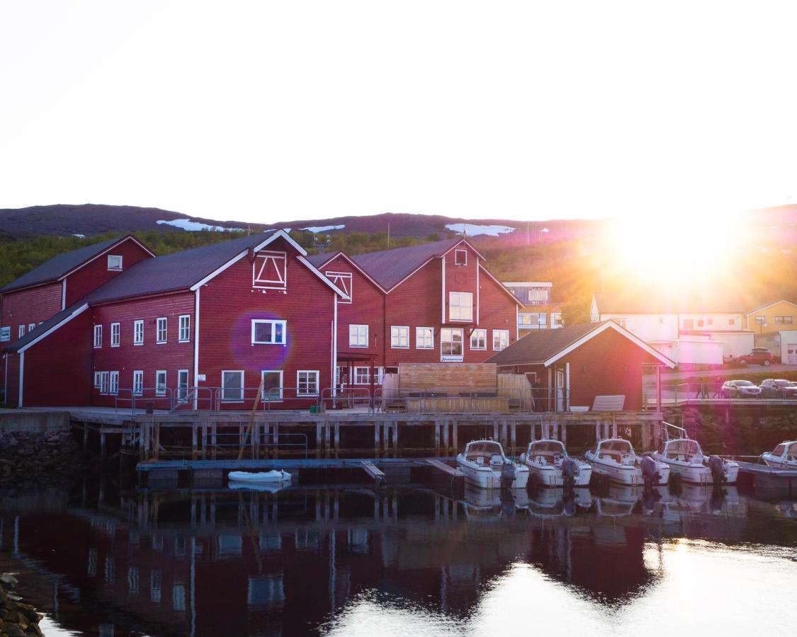 Batsfjord Brygge - Arctic Resort Bagian luar foto